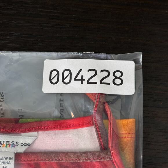 Guess x J Balvin Crop Top Womens Medium Vibras Tie Dye Logo Reggae Merch M NEW - Picture 7 of 7